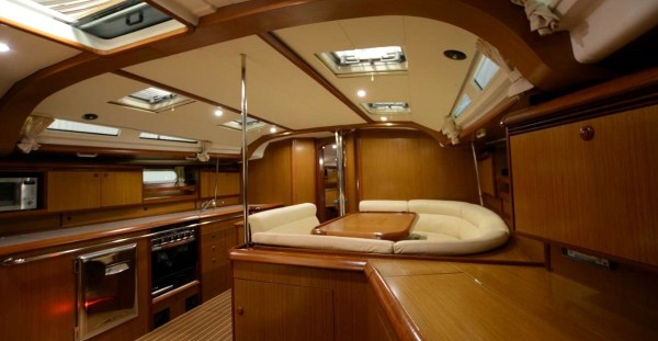 YACHT POSEIDON
